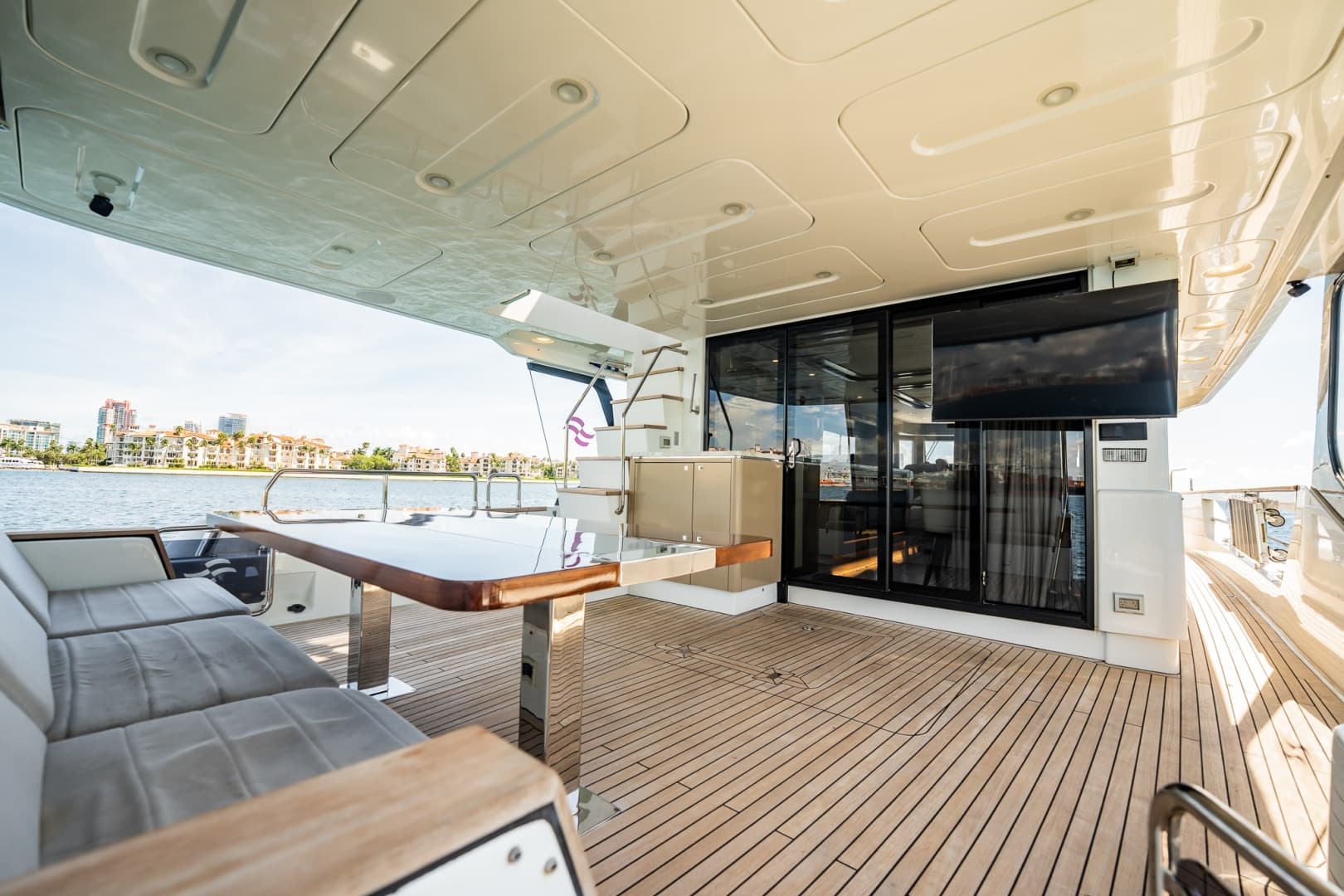 2023 Sirena 68