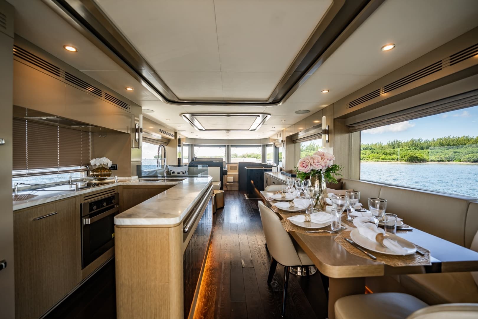 2023 Sirena 68