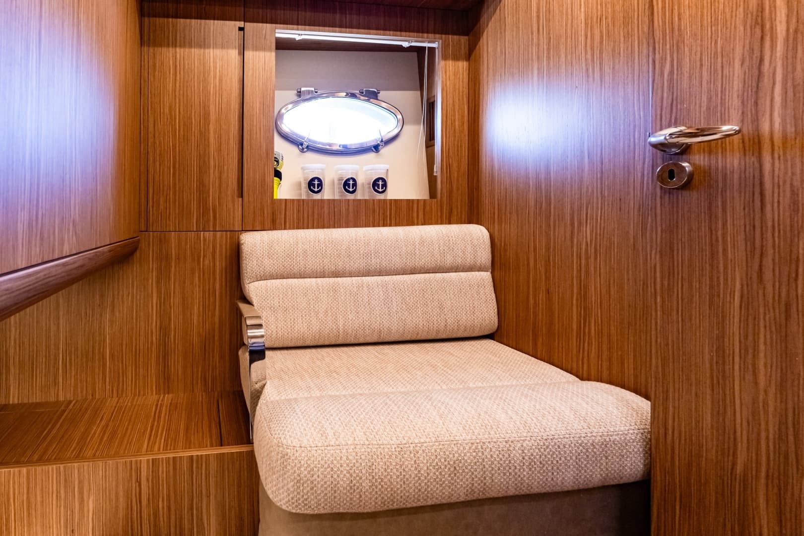 2018 Chris-Craft 44 Commander