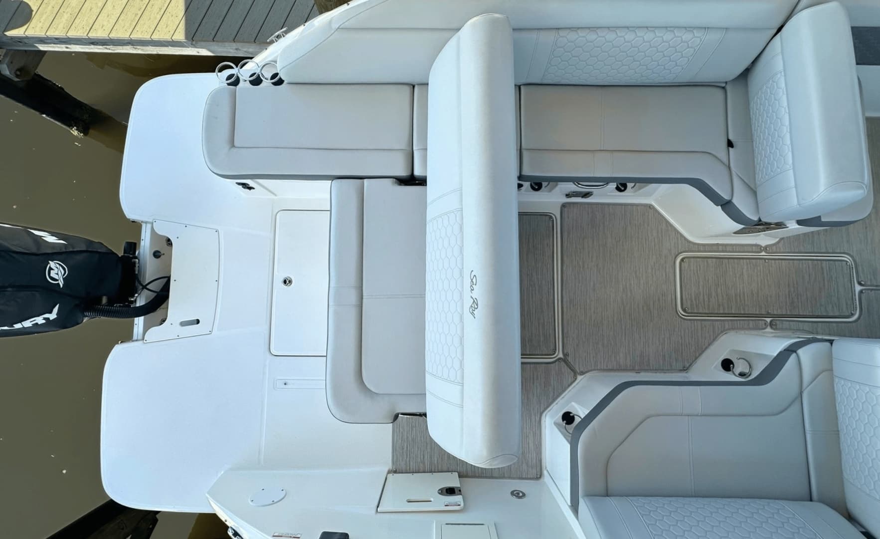 2021 Sea Ray 250SDX