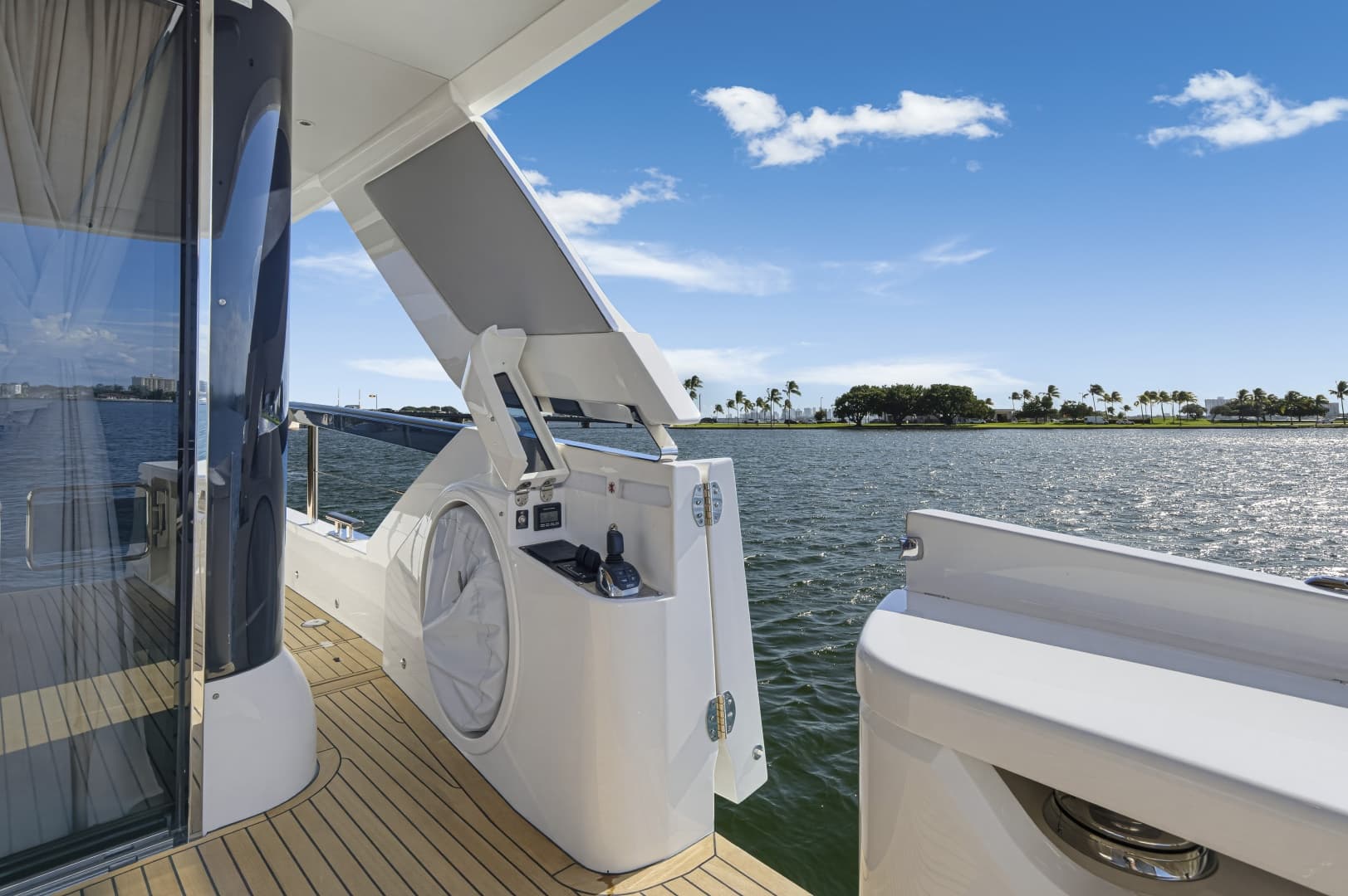 2022 Absolute Navetta 68