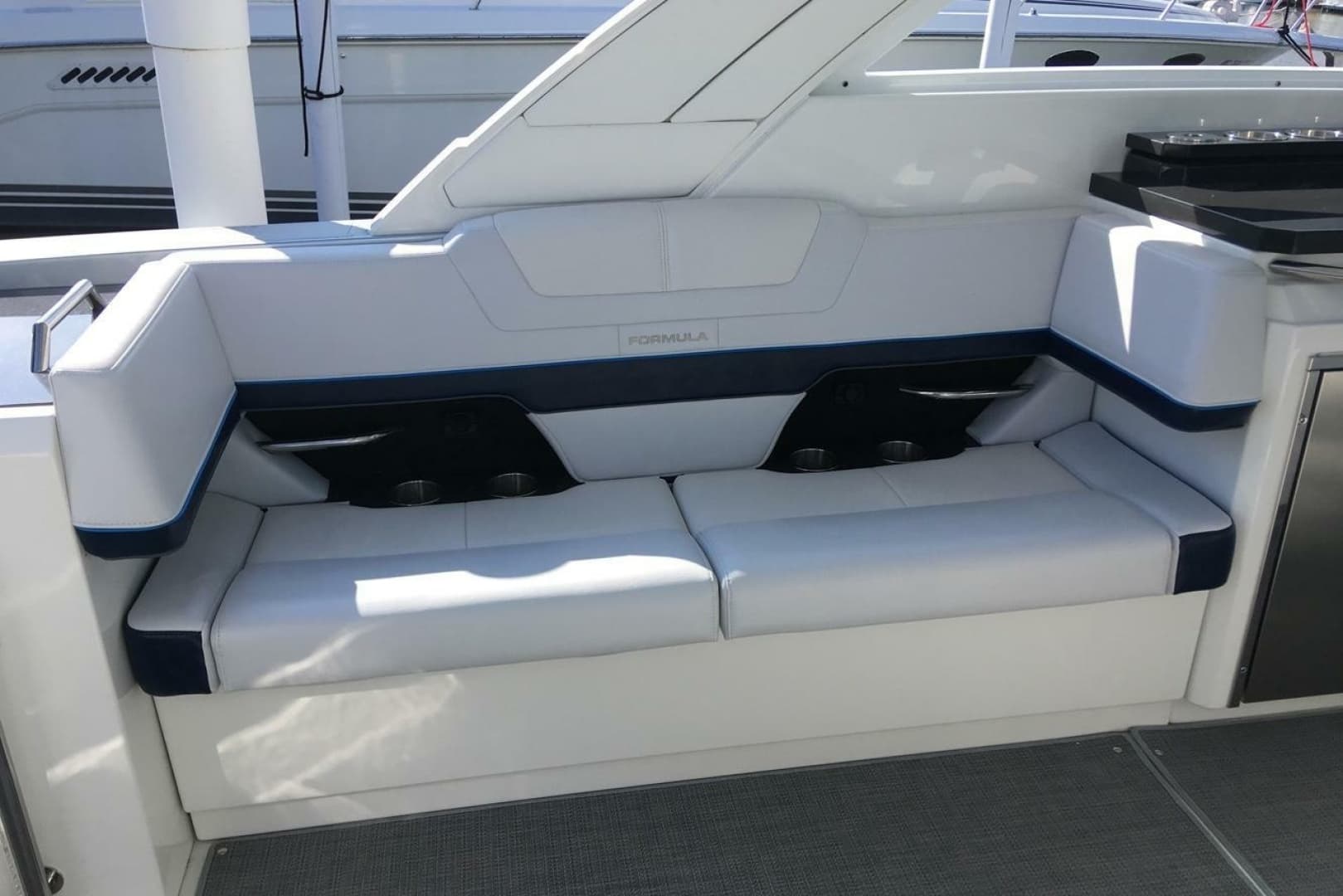 2022 Formula 380 Super Sport Crossover I/O