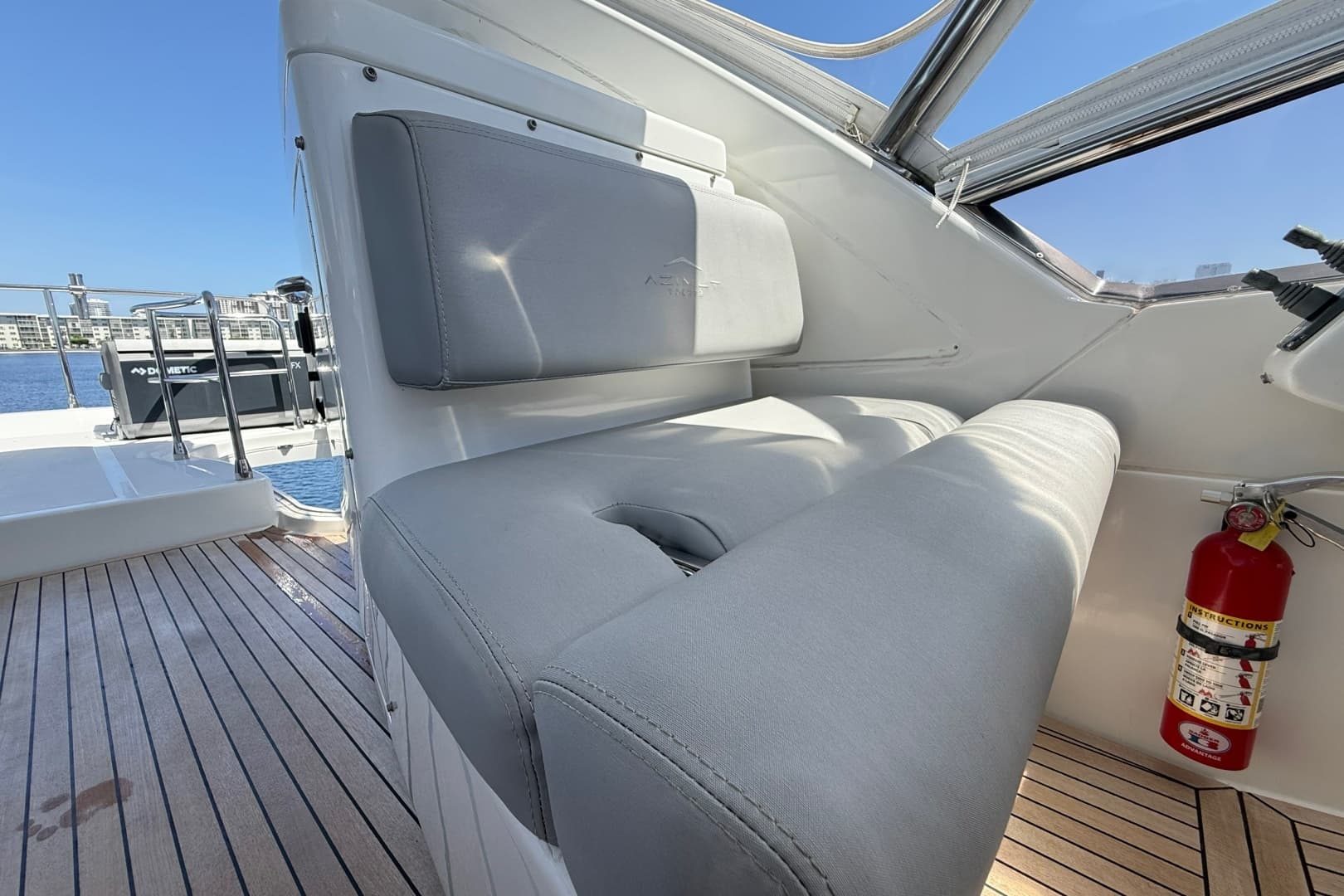 2015 Azimut 54