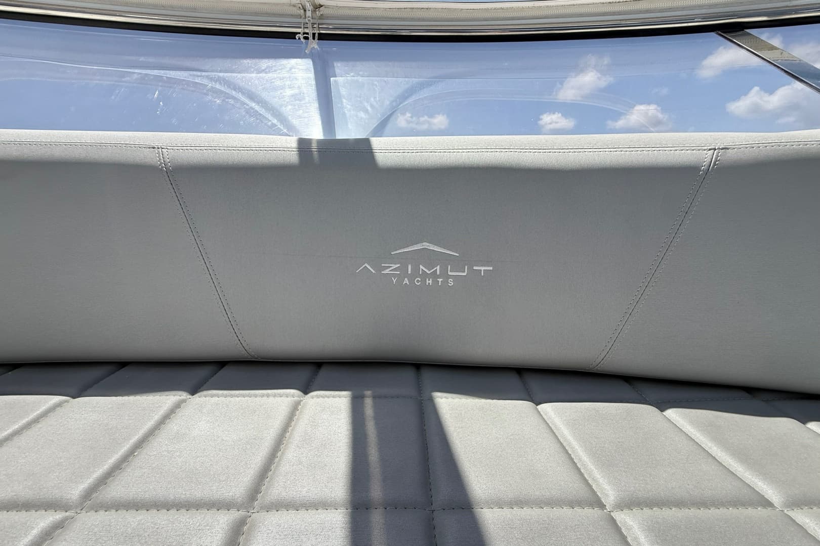 2015 Azimut 54