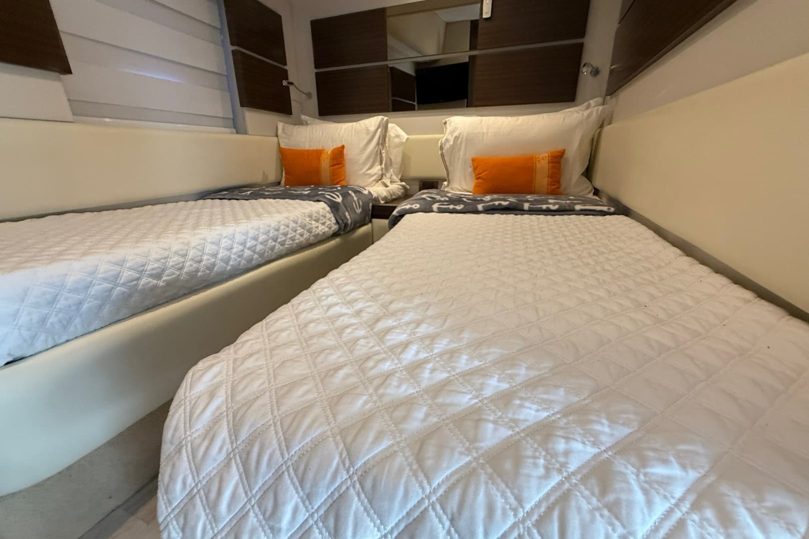2015 Azimut 54