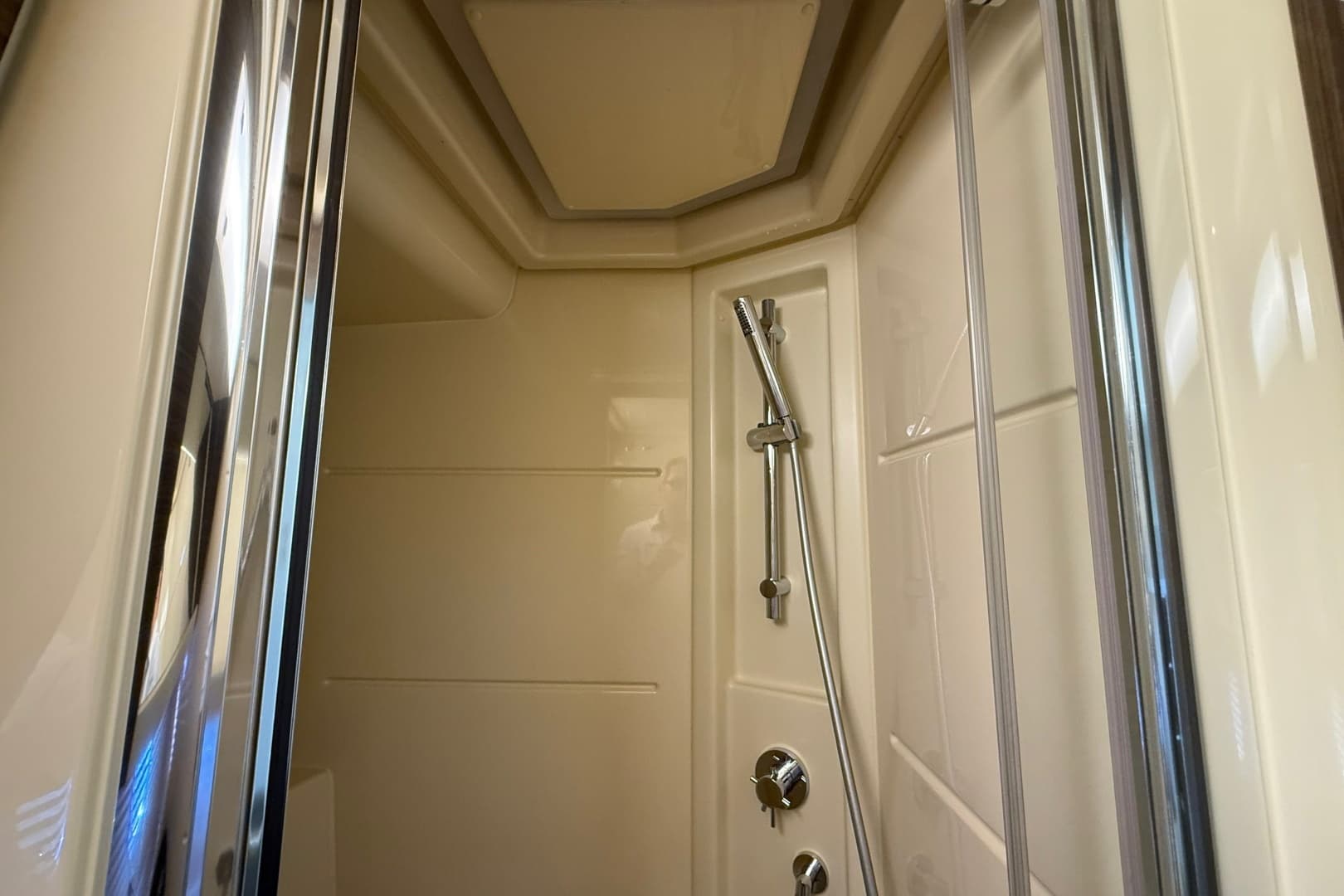 2015 Azimut 54