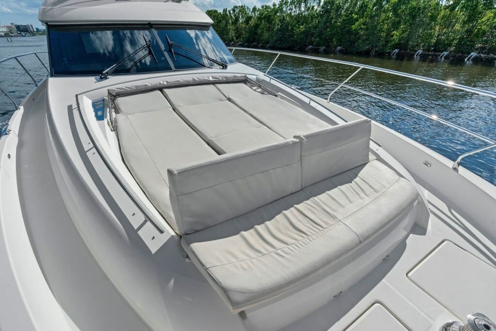 2015 Prestige 550