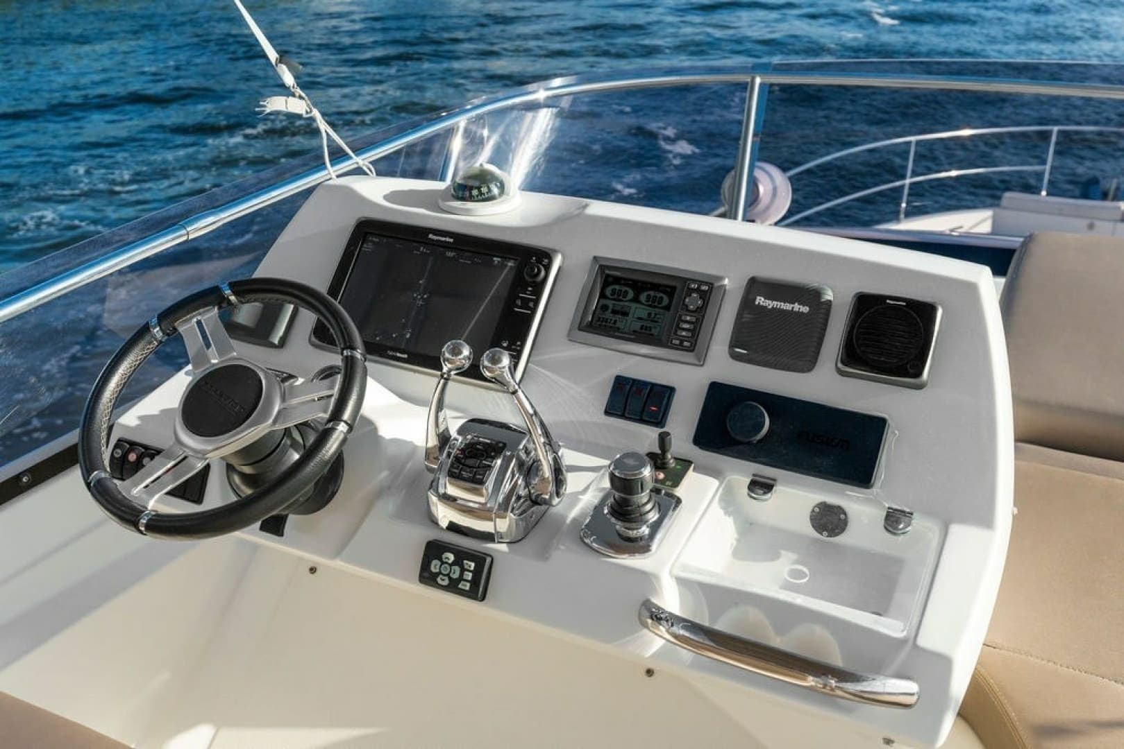 2015 Prestige 550