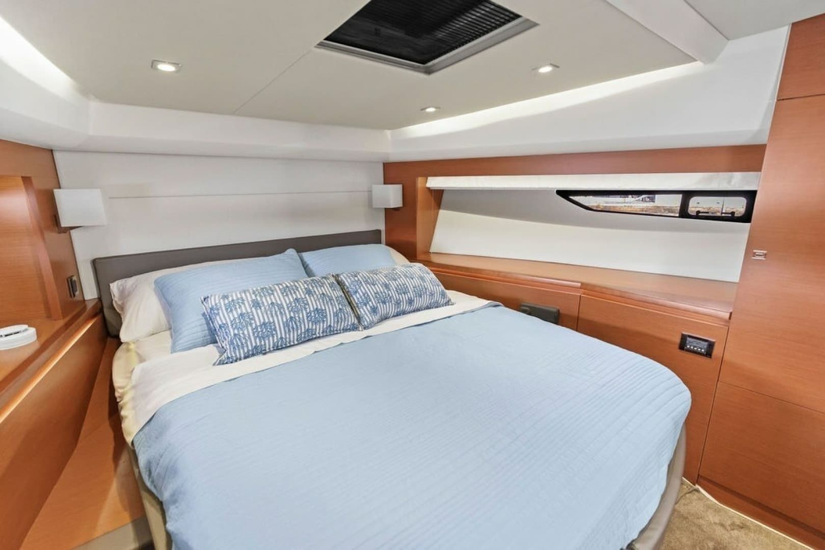 2015 Prestige 550