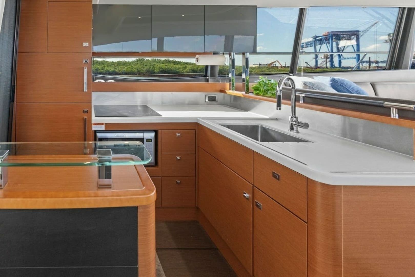 2015 Prestige 550