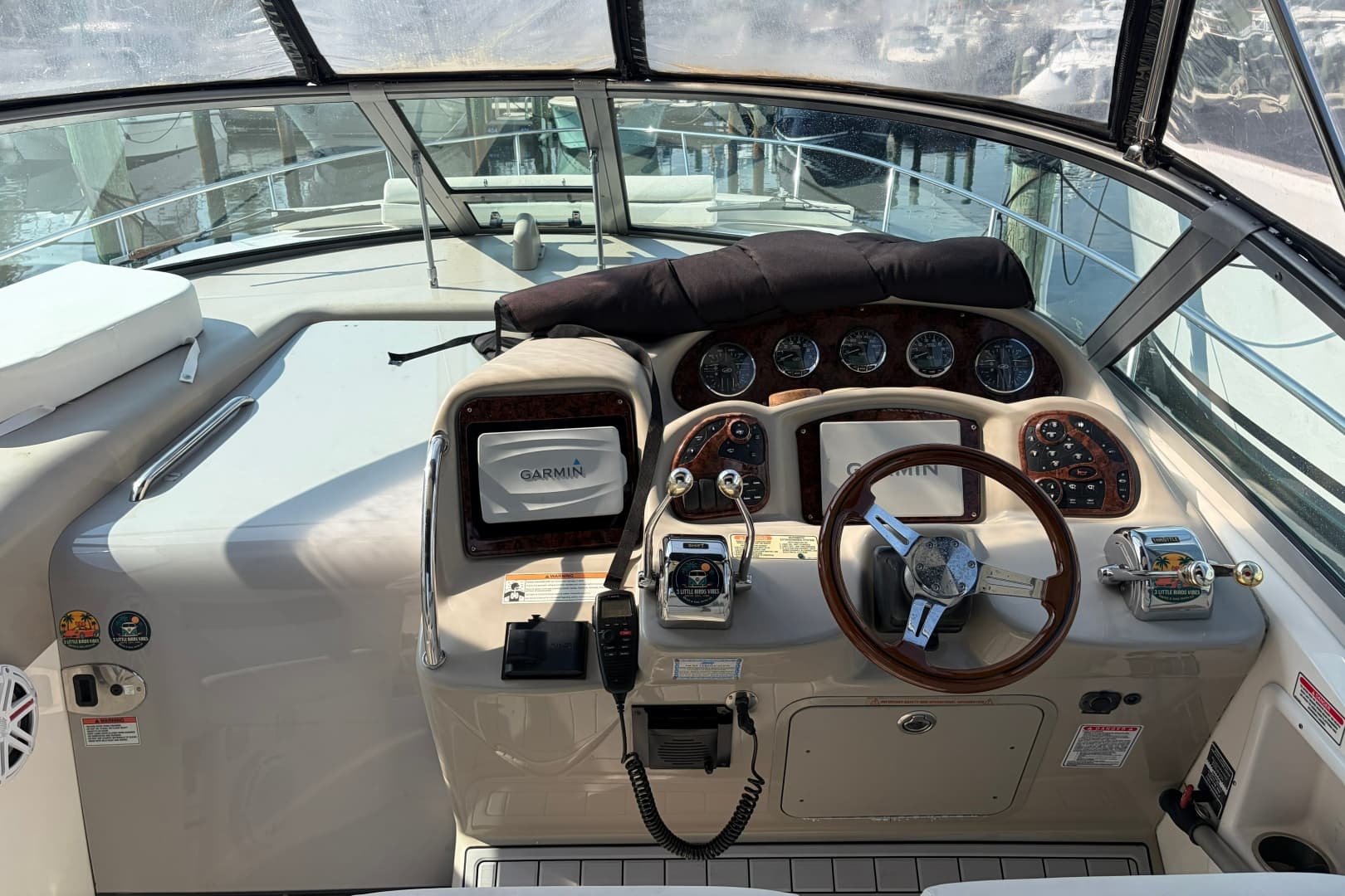 2006 Sea Ray Sundancer 320