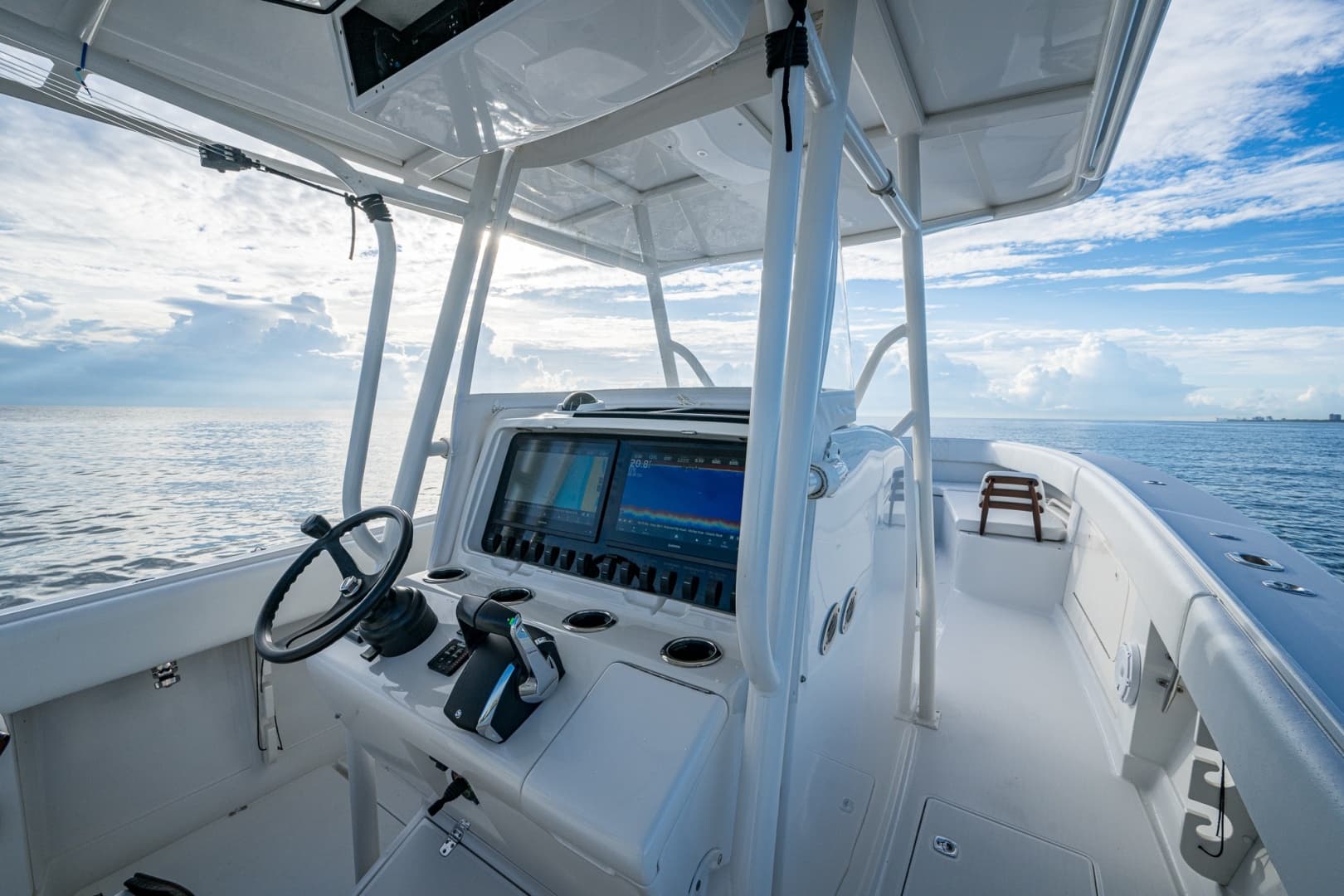 2006 Jupiter 38 FS