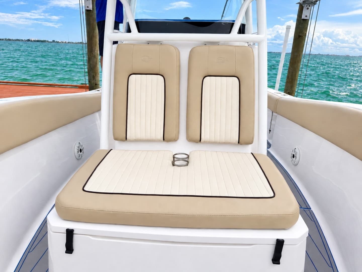 2019 Sea Fox 266 Commander