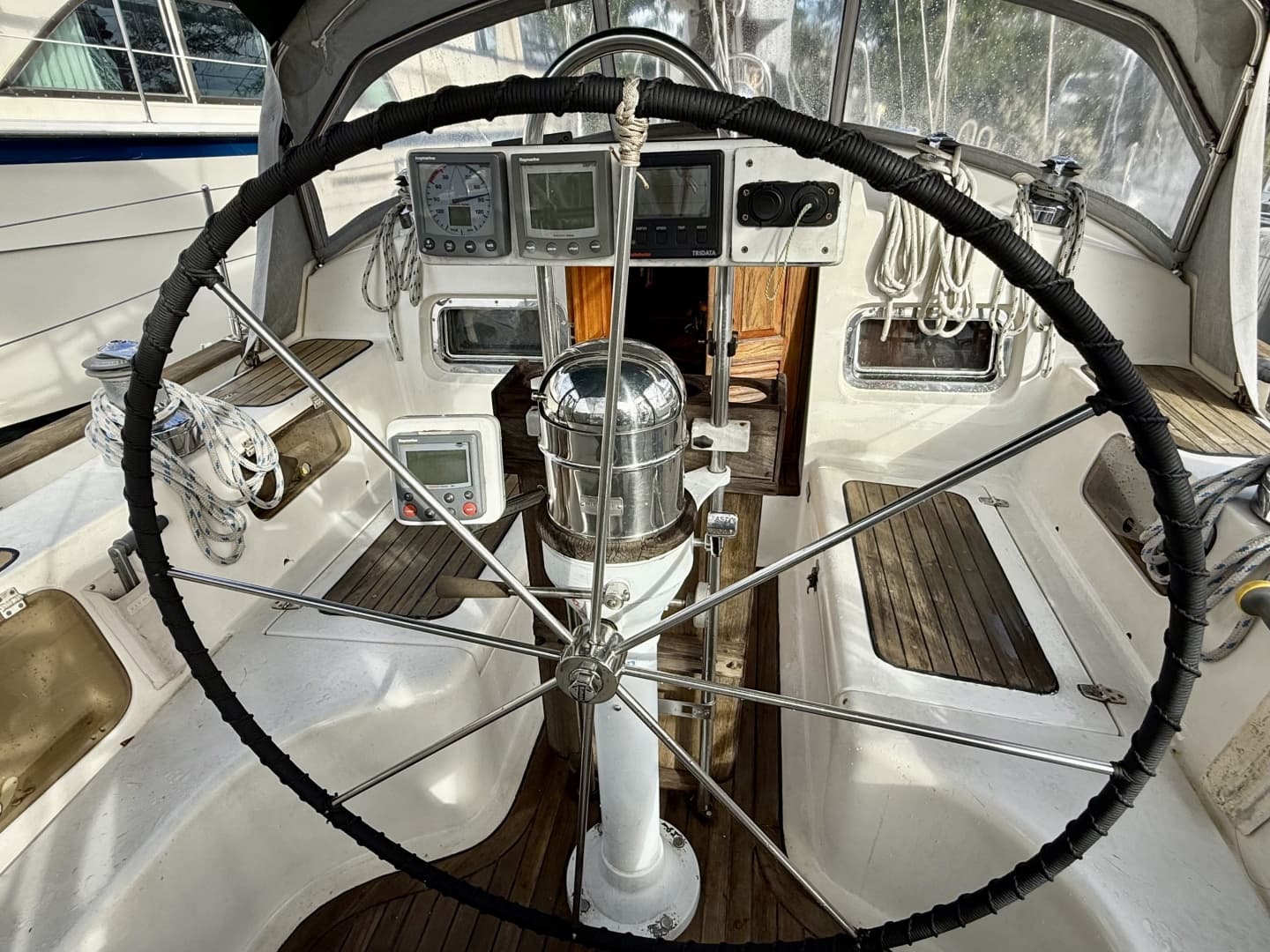 1997 Hans Christian Christina 43
