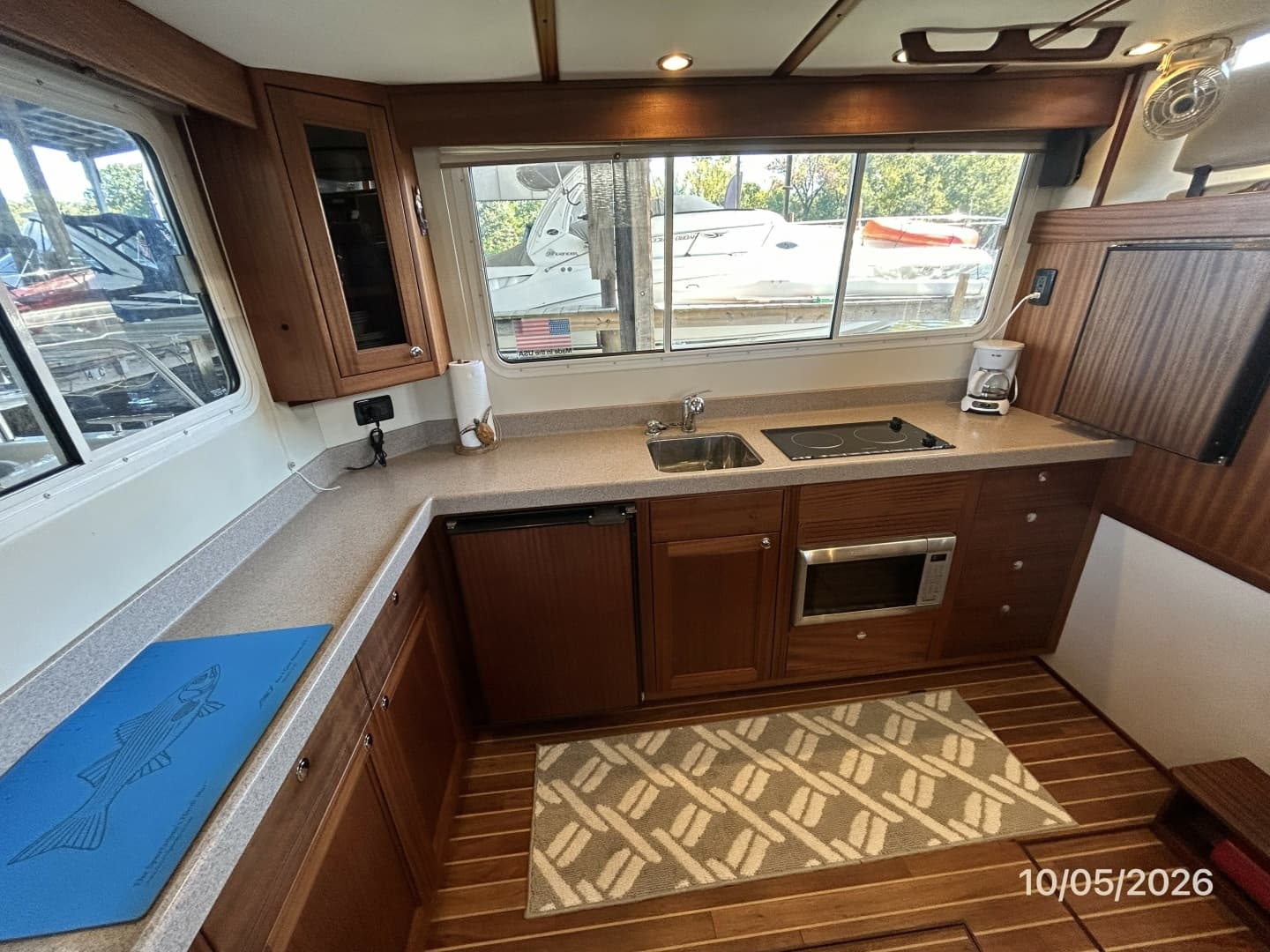 34' Nordic Tugs salon port