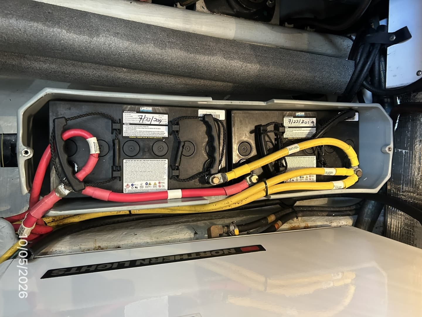 34' Nordic Tugs main engine start batteries