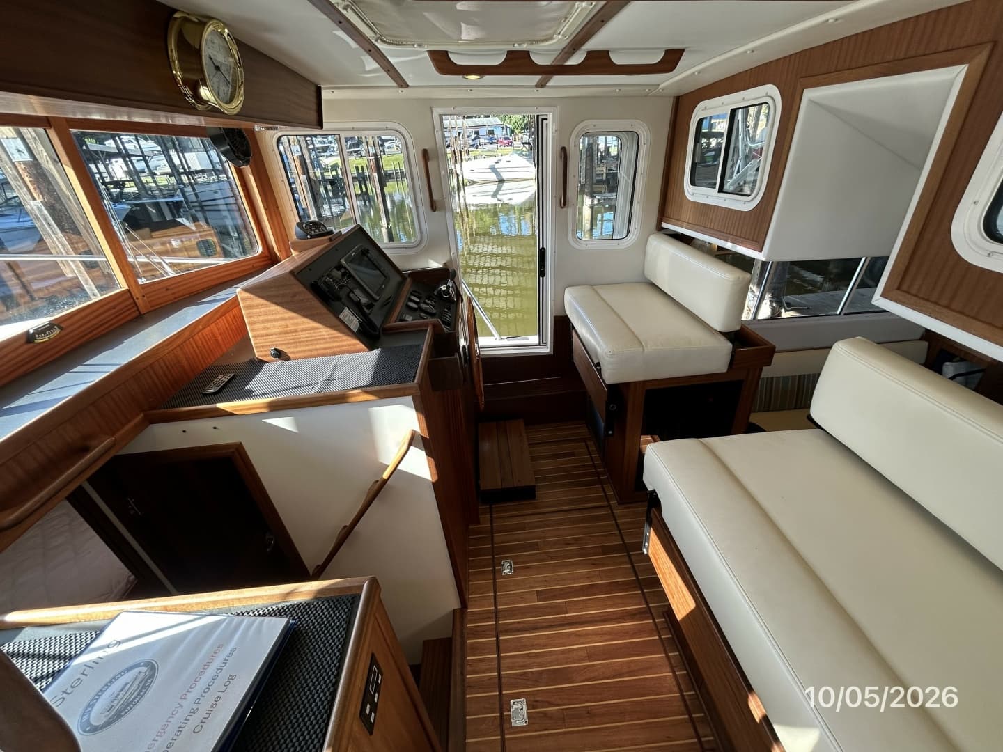 34' Nordic Tugs pilothouse starboard
