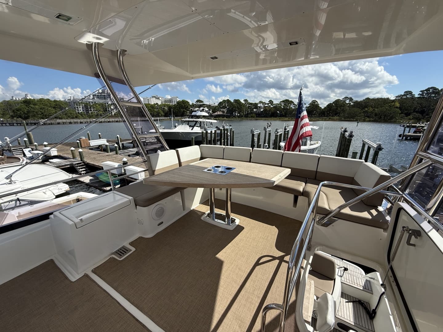 2015 Prestige 55 Fly