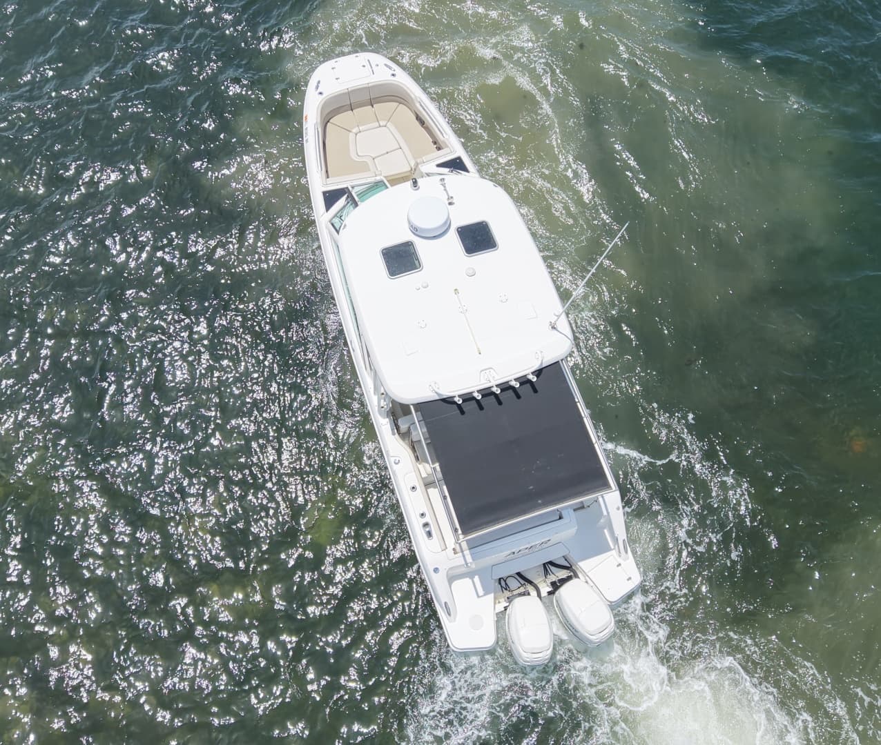 2016 Boston Whaler 320 Vantage