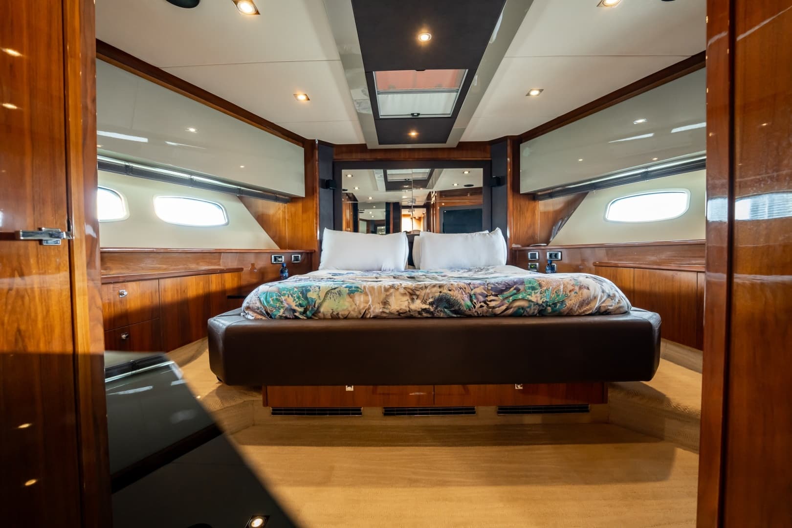 2009 Sunseeker Predator 84