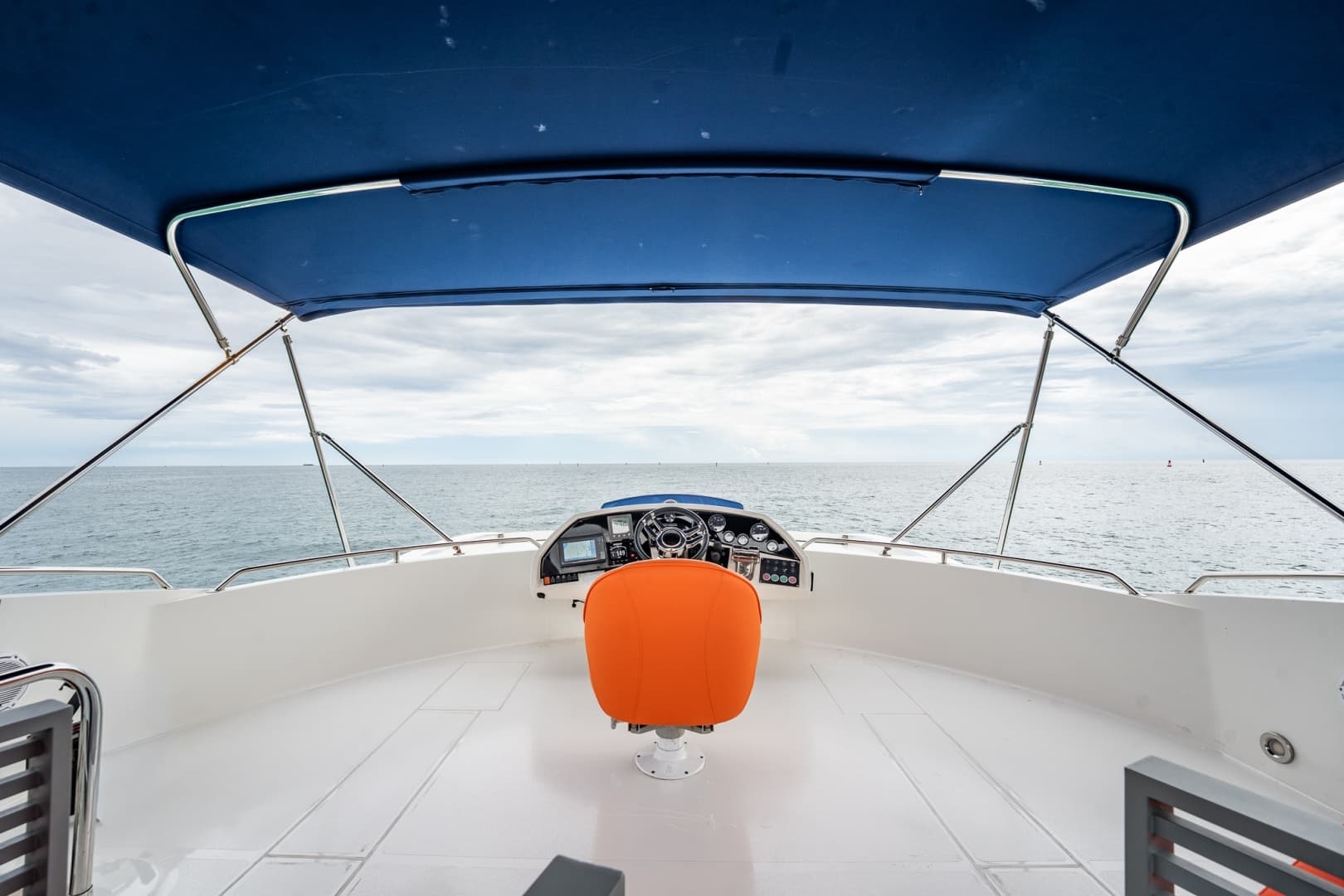 2009 Sunseeker Predator 84