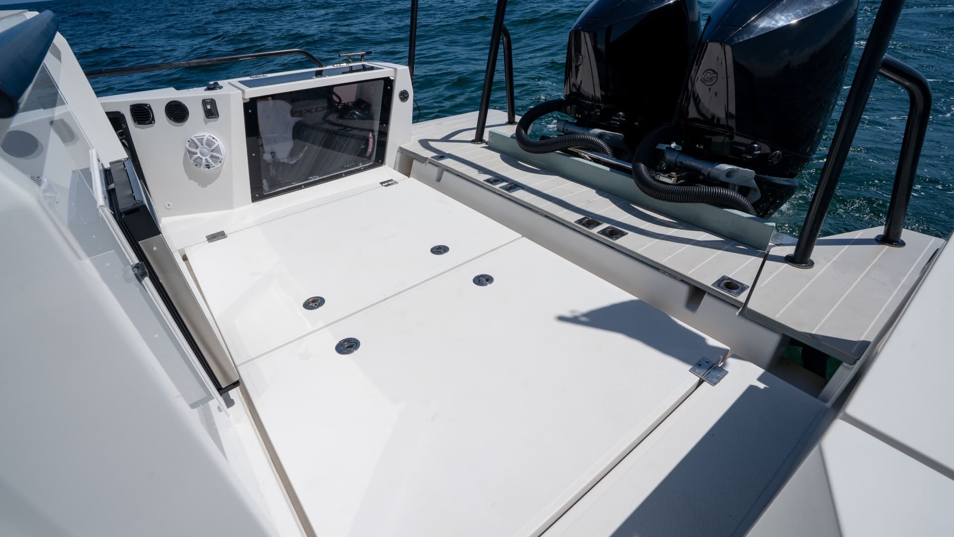 2020 Axopar Sun-Top