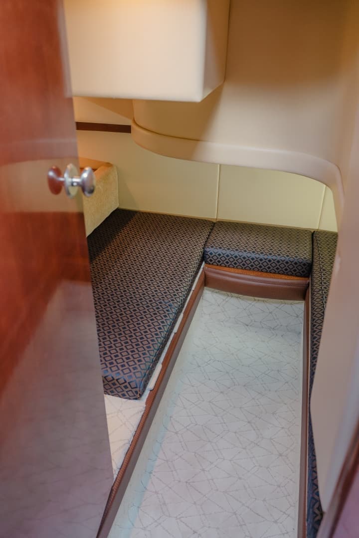 2008 Meridian 341 Sedan