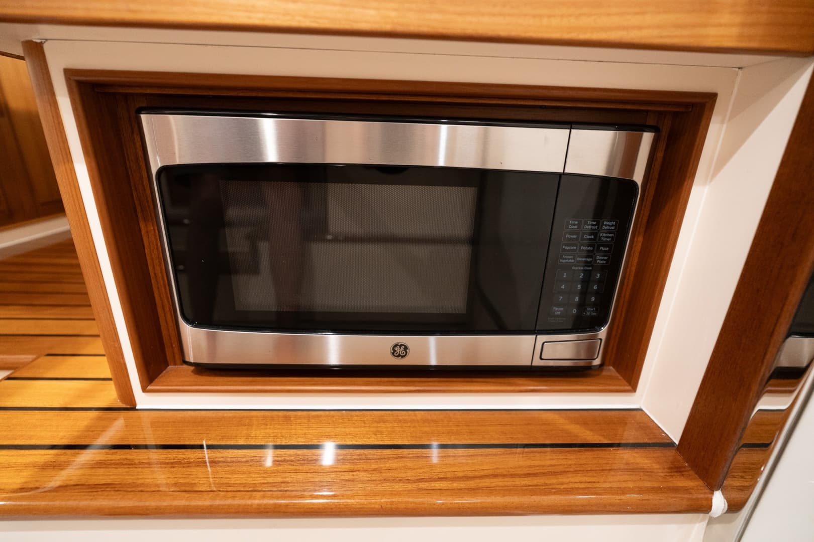 2025 Marlow Explorer 70E MkII-CB