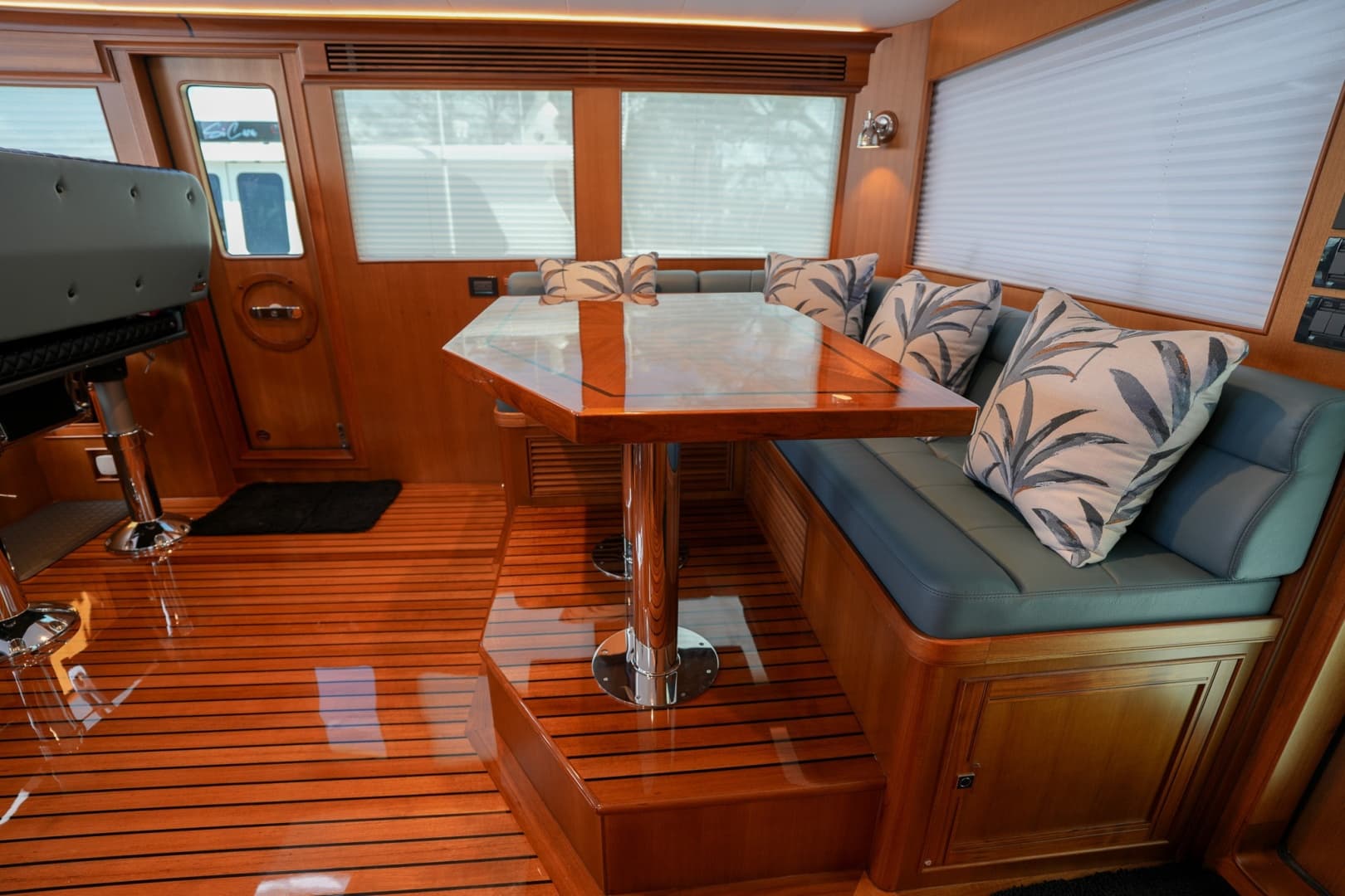 2025 Marlow Explorer 70E MkII-CB