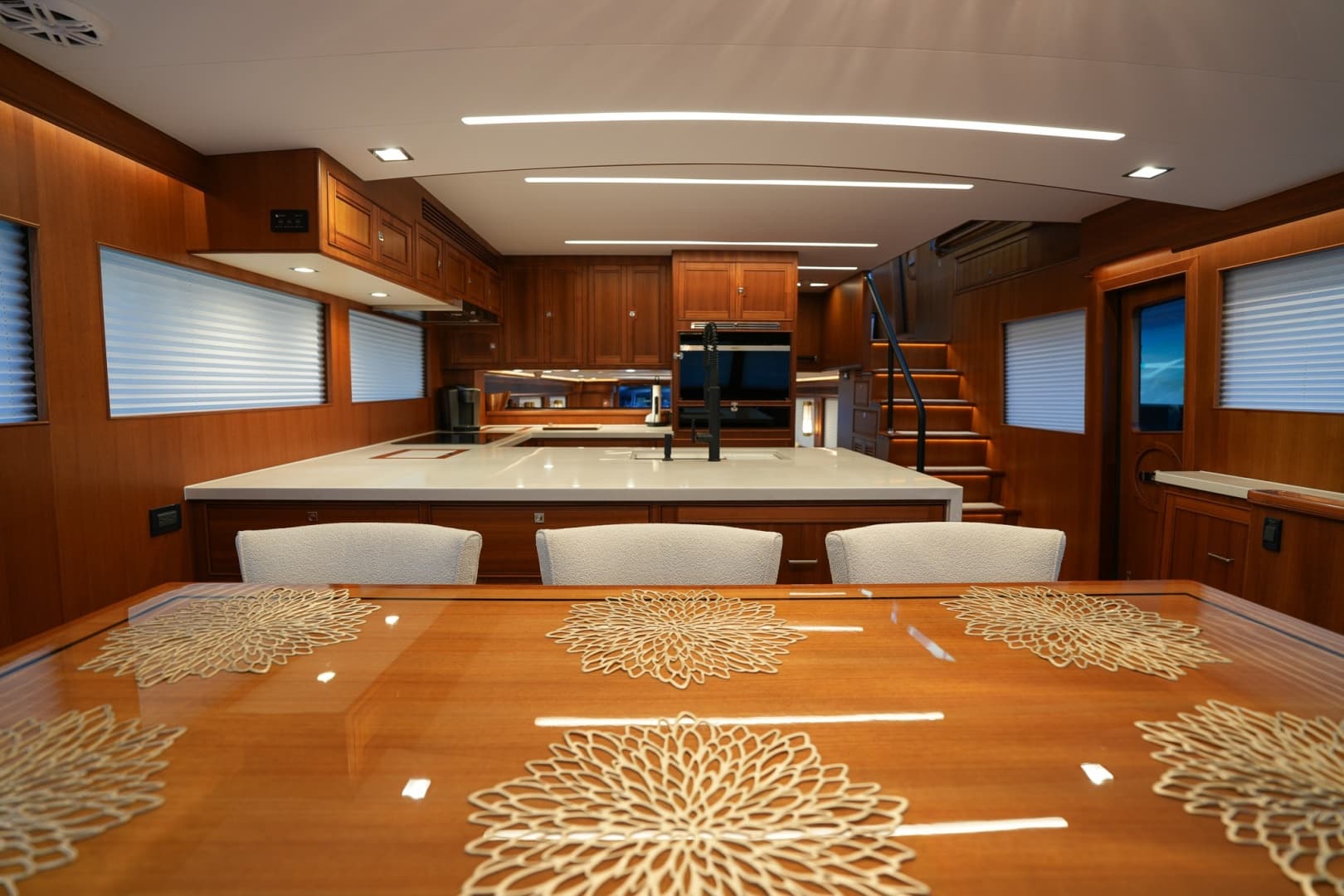 2025 Marlow Explorer 70E MkII-CB