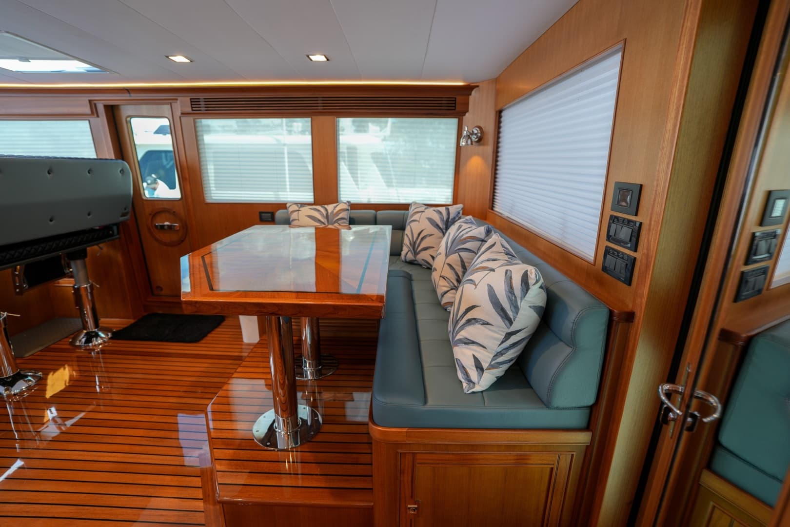 2025 Marlow Explorer 70E MkII-CB