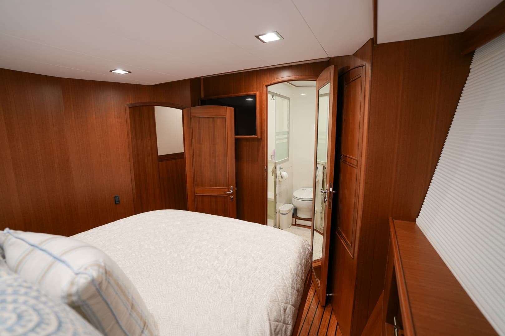 2025 Marlow Explorer 70E MkII-CB