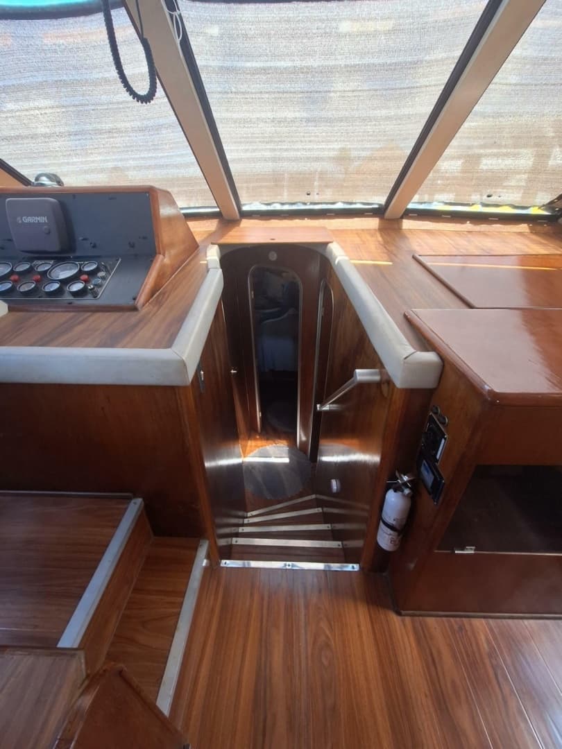 1988 Birchwood 44TS Motor Yacht