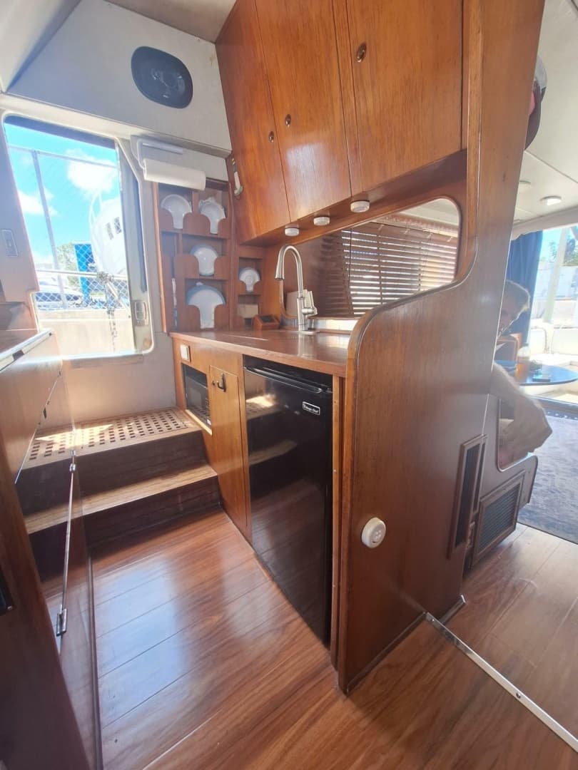 1988 Birchwood 44TS Motor Yacht