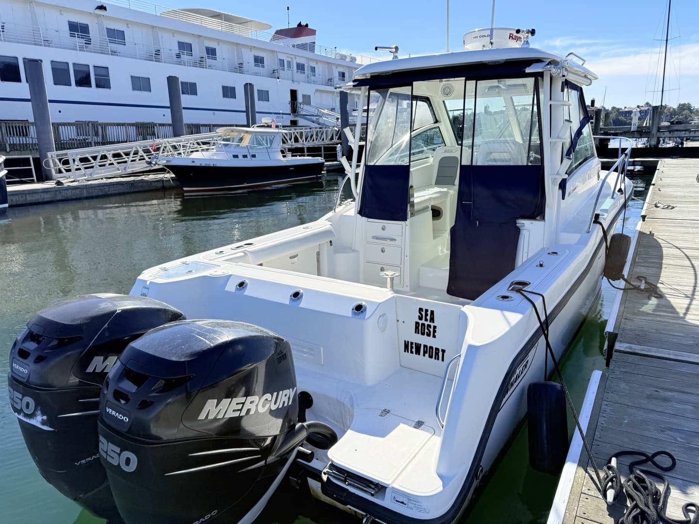 2012 Boston Whaler 