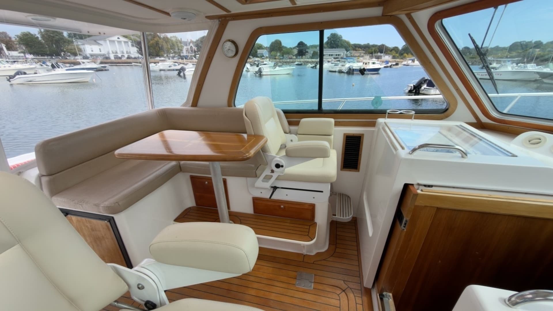 2007 Sabre 34 Express