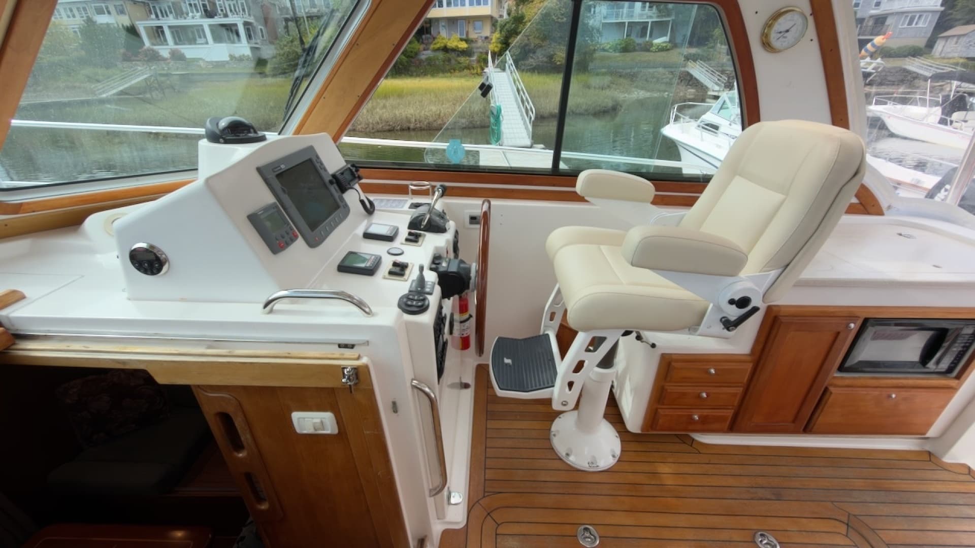 2007 Sabre 34 Express