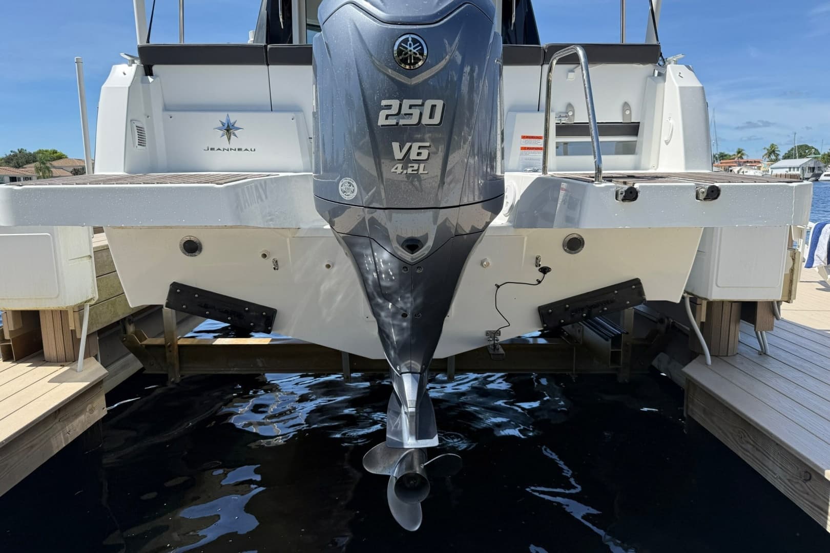 2022 Jeanneau NC 795