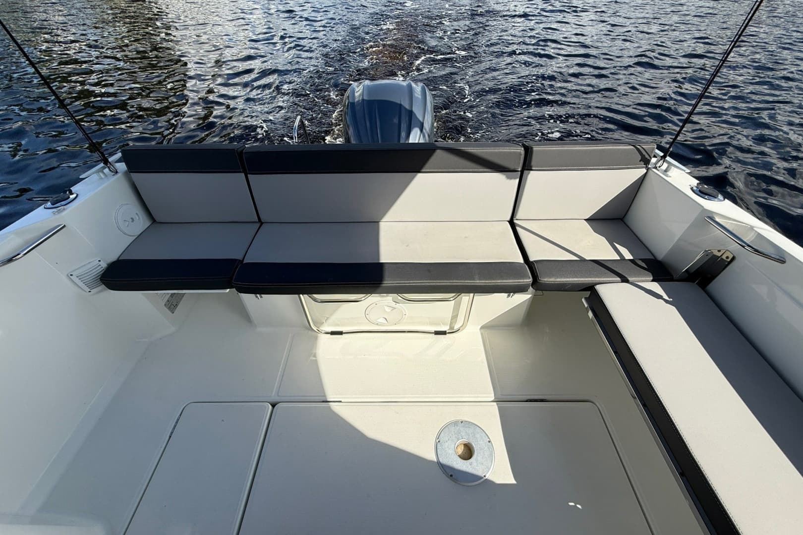 2022 Jeanneau NC 795 Series 2