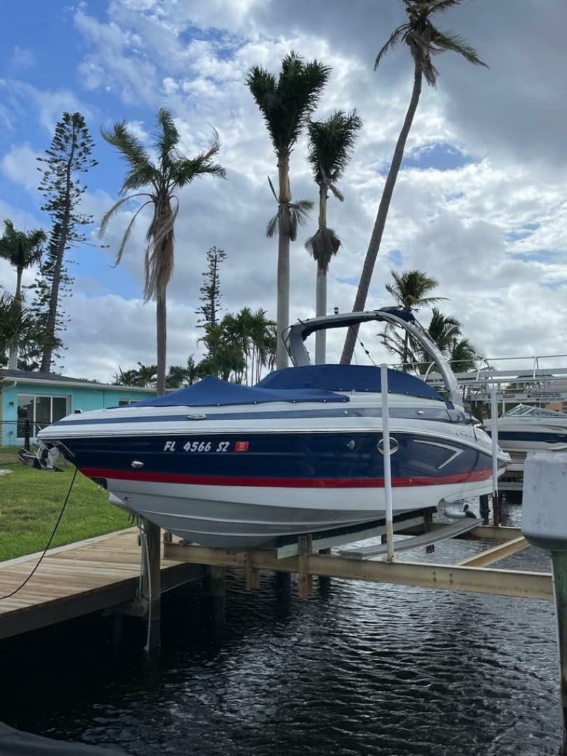 2021 Crownline 270 XSS