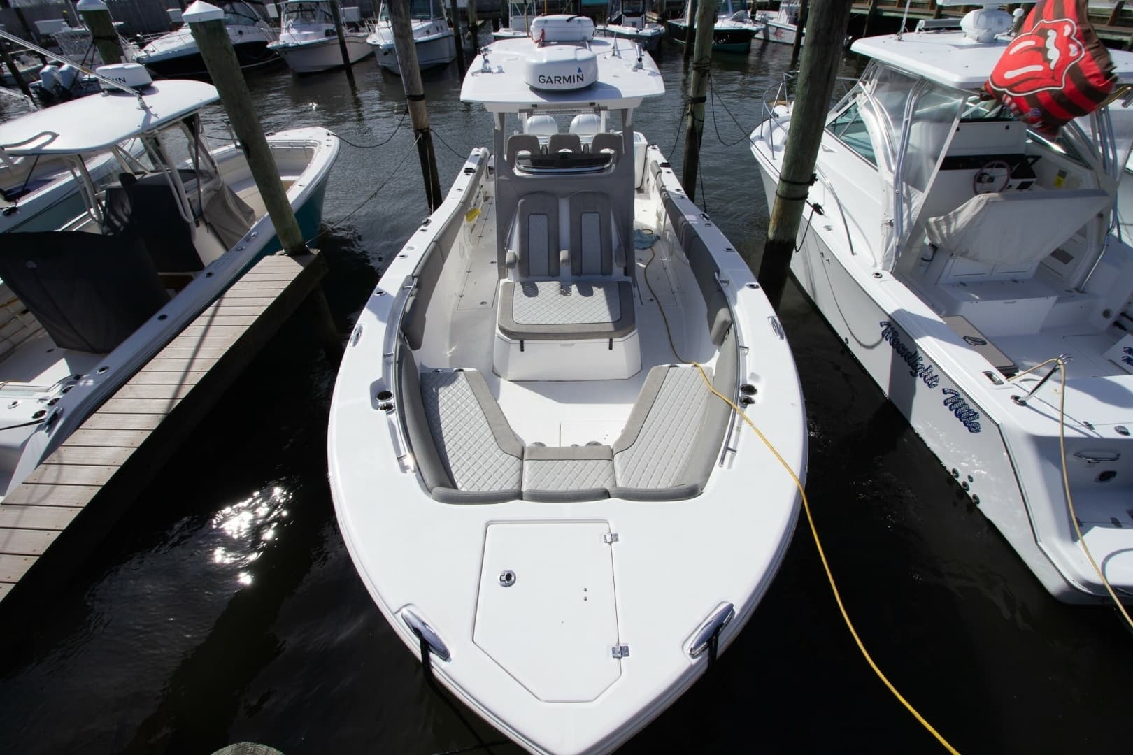 2019 Sea Fox 328 Commander