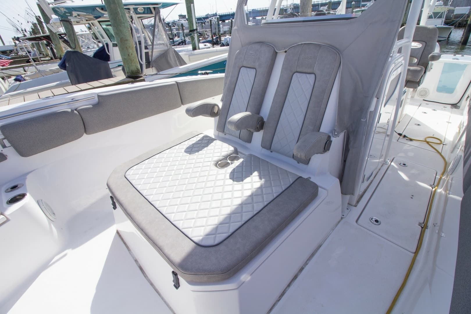 2019 Sea Fox 328 Commander
