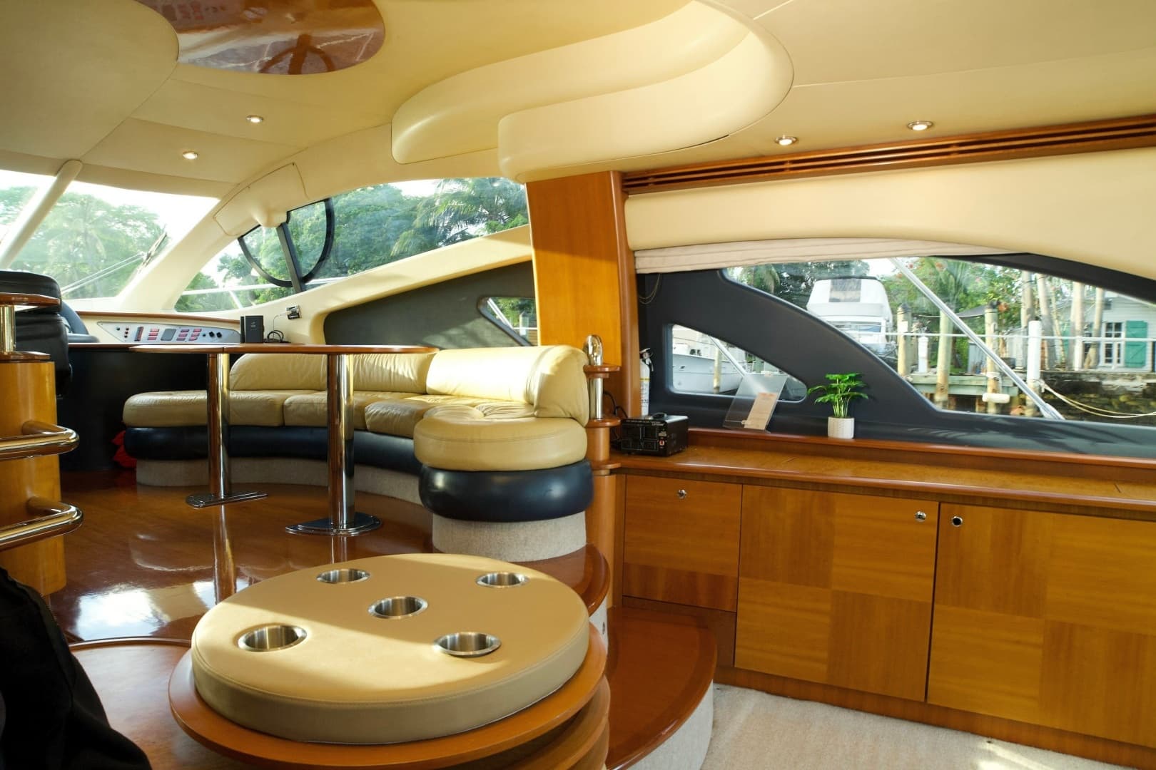 2007 Azimut 55E