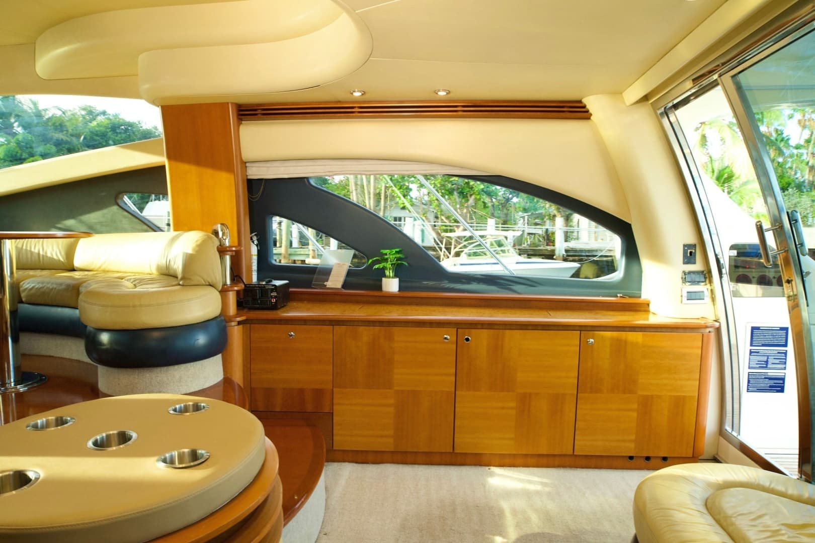 2007 Azimut 55E
