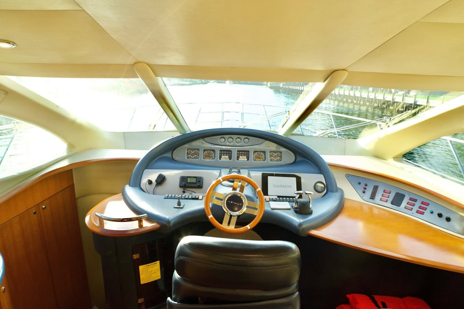 2007 Azimut 55E
