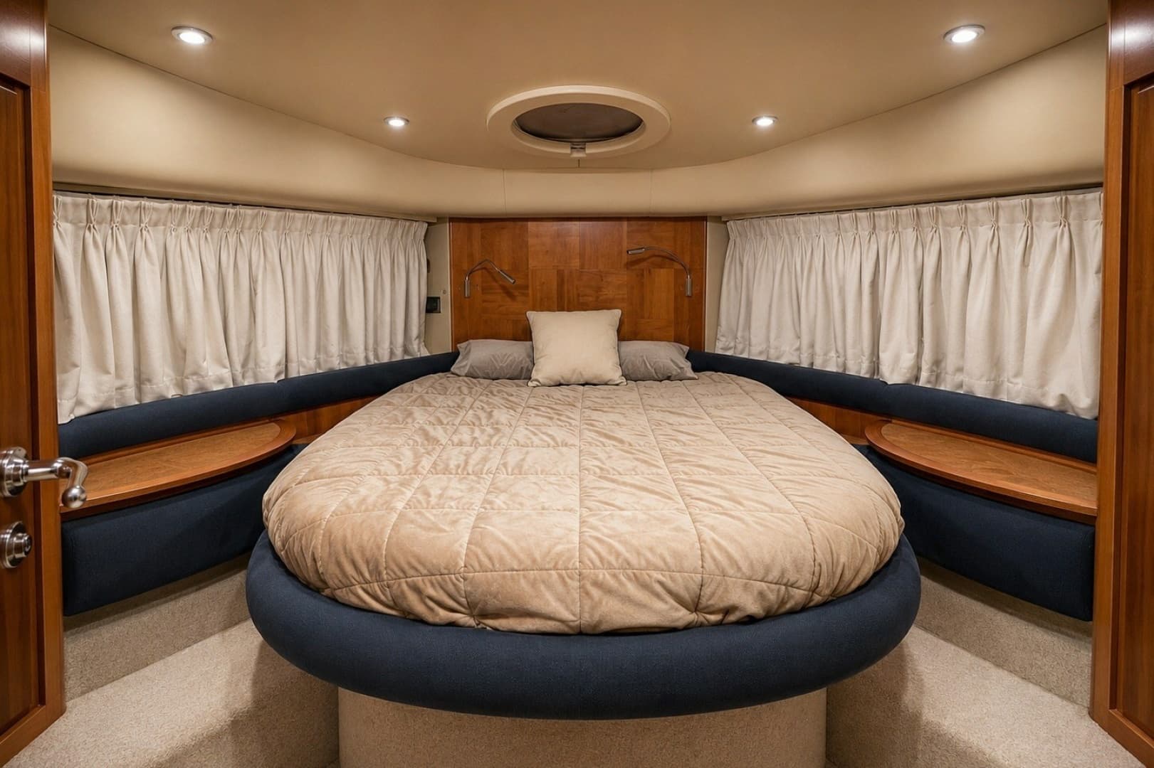 2007 Azimut 55E