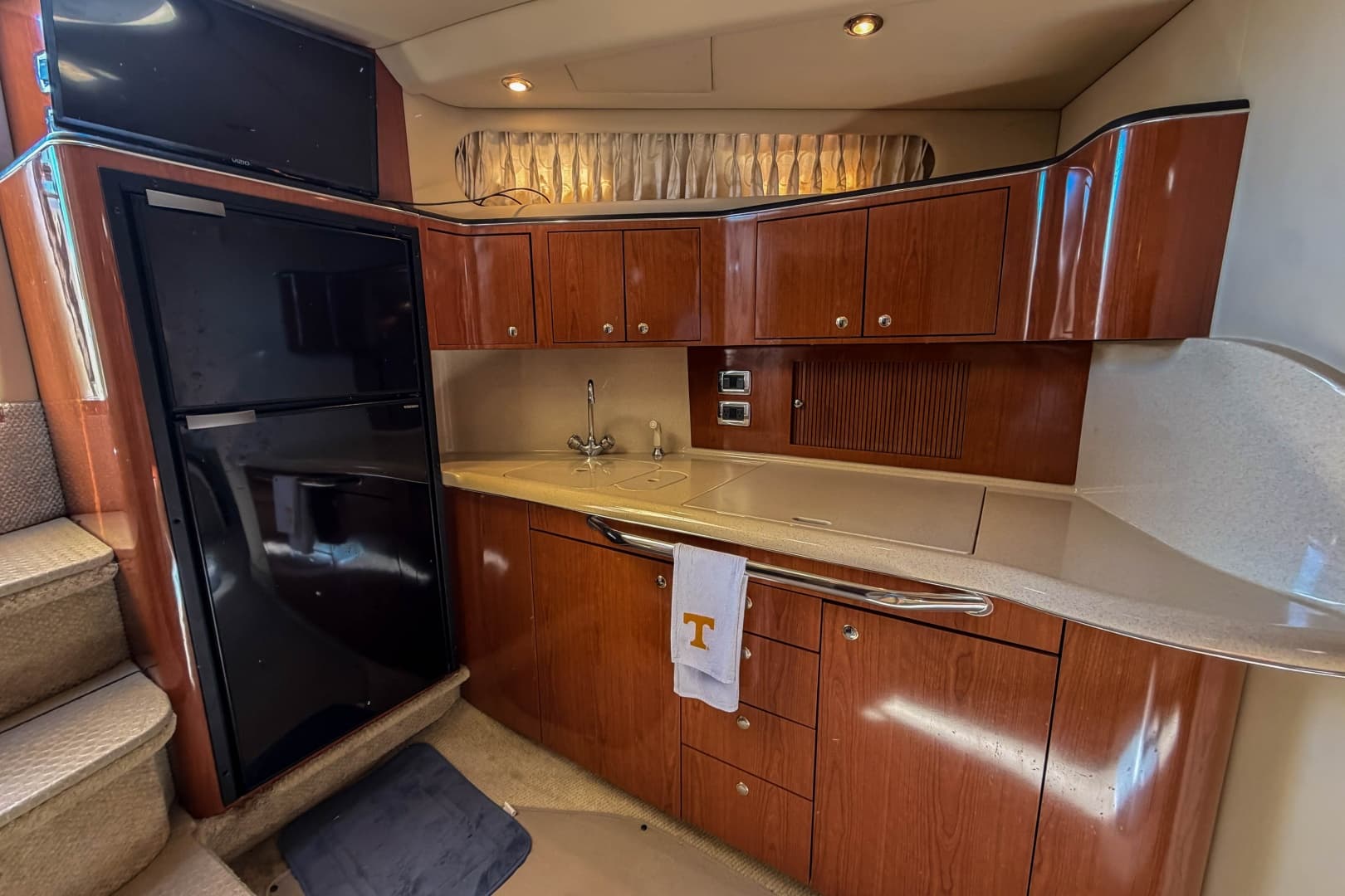 2003 Sea Ray 410 Sundancer