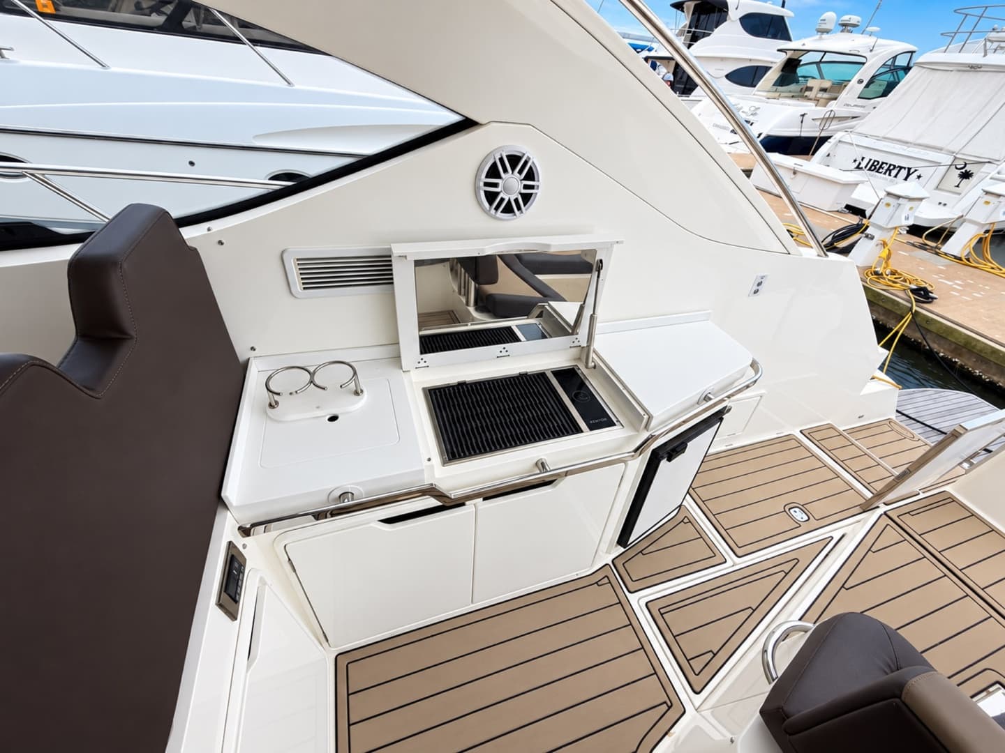 2017 Galeon 385 HTS
