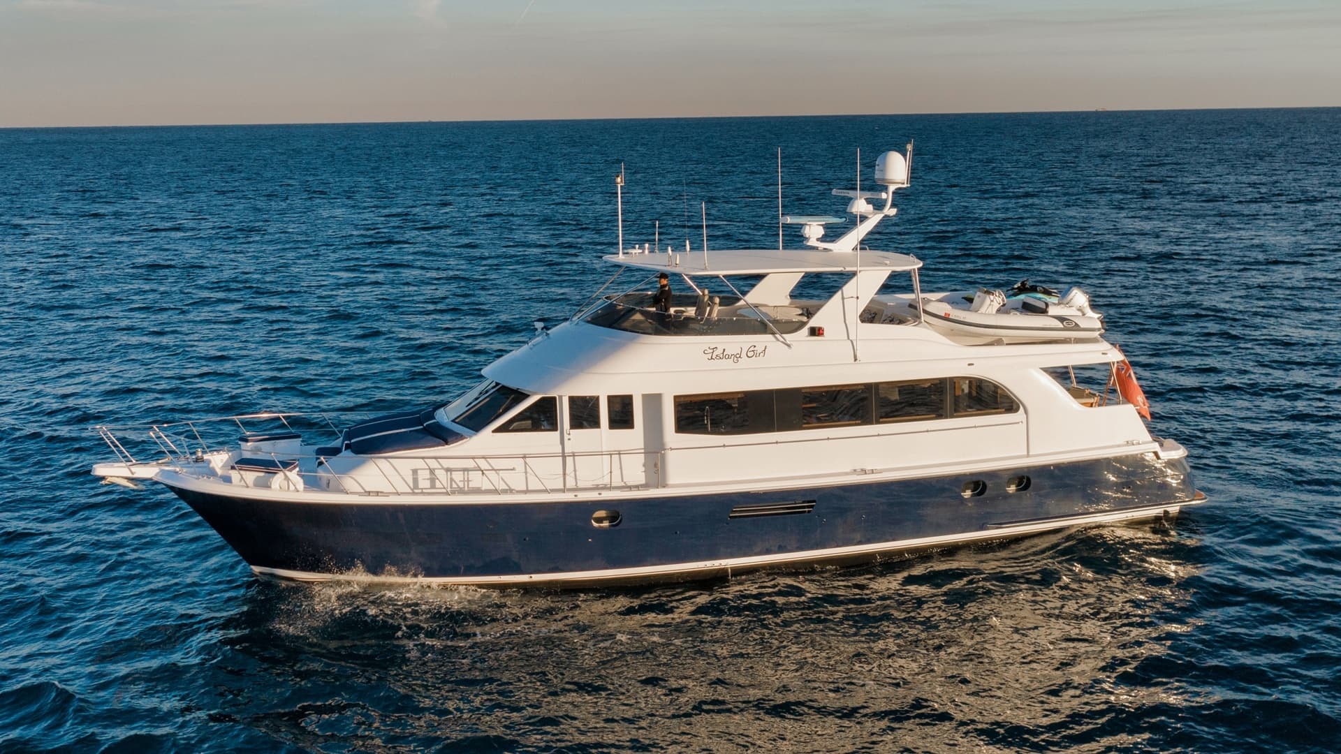 2002 Hatteras CPMY