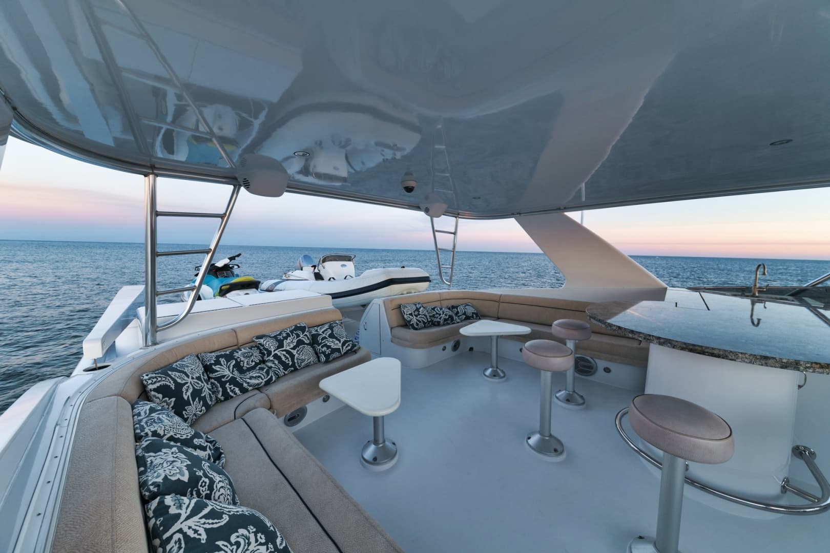 2002 Hatteras CPMY